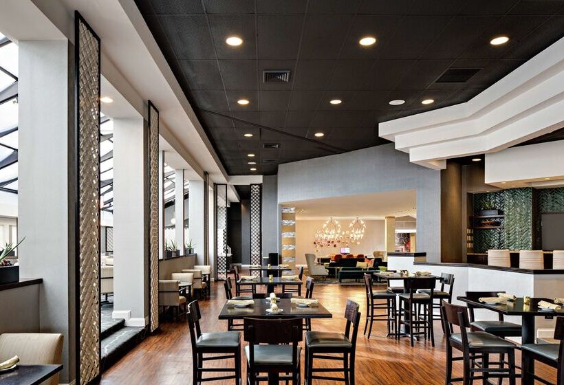 Doubletree By Hilton Fairfield Hotel & Suites