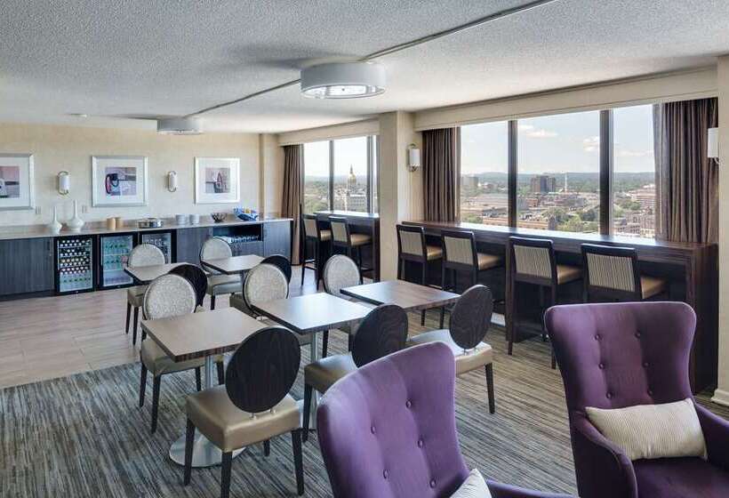 هتل Doubletree By Hilton Hartford Downtown