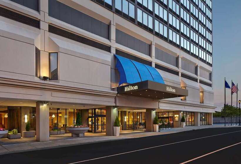 هتل Doubletree By Hilton Hartford Downtown