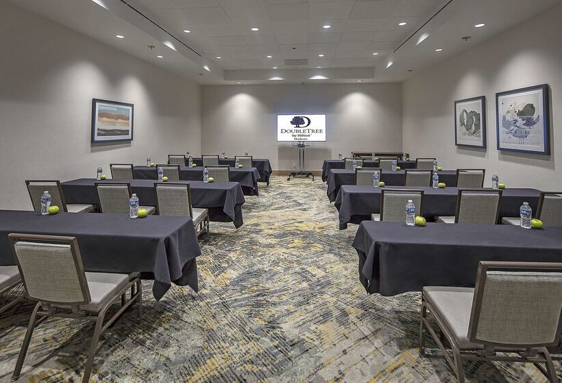 Doubletree By Hilton Hotel Modesto