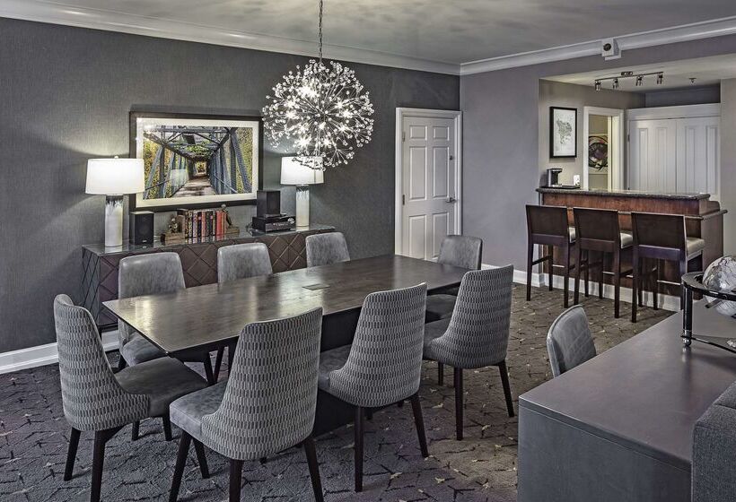 Doubletree By Hilton Hotel Modesto