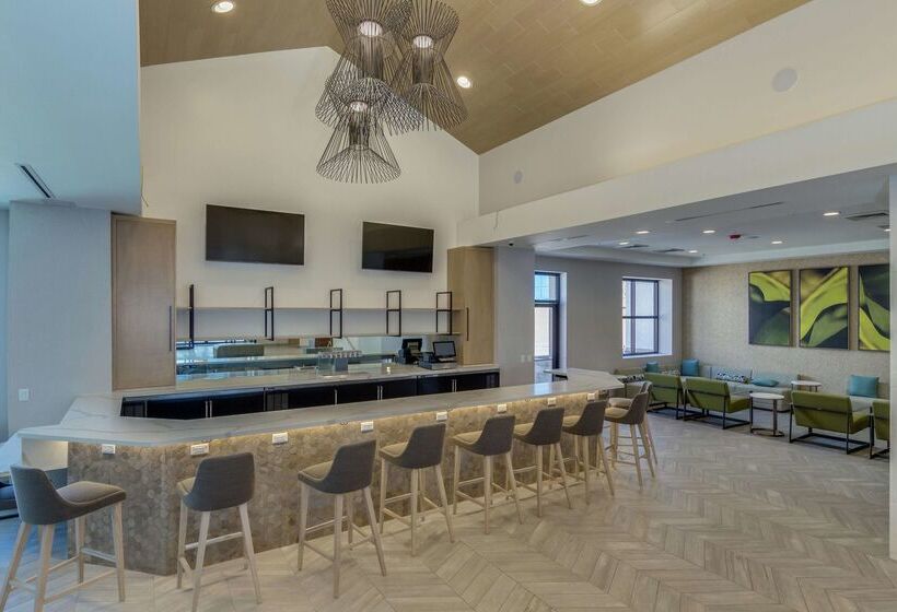 ホテル Doubletree By Hilton Phoenix Chandler