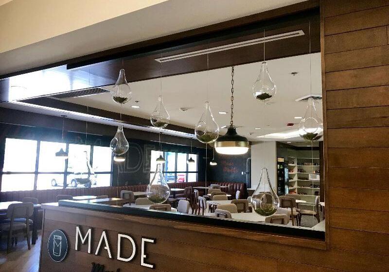 ホテル Doubletree By Hilton Phoenix Chandler