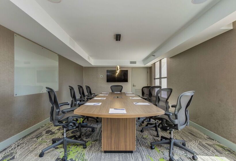 فندق Doubletree By Hilton Phoenix Chandler