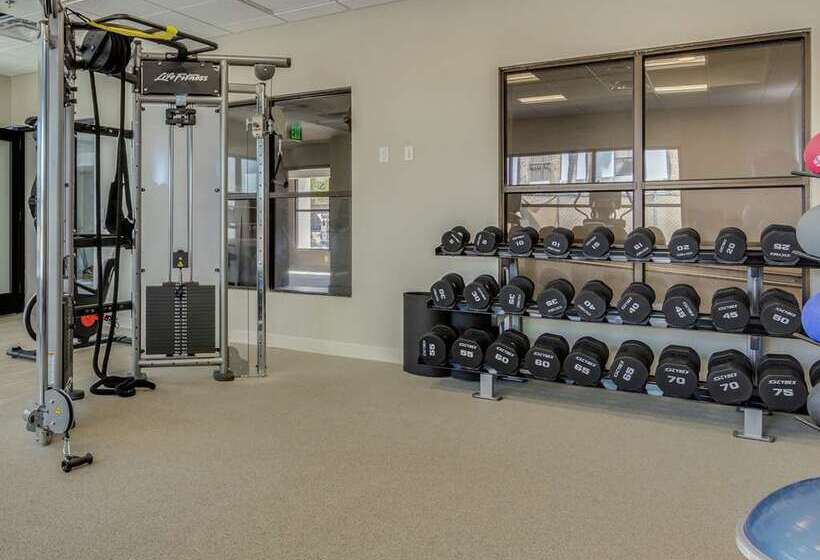 فندق Doubletree By Hilton Phoenix Chandler