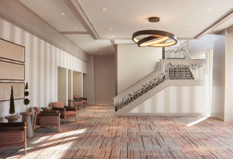 فندق Doubletree By Hilton Sacramento