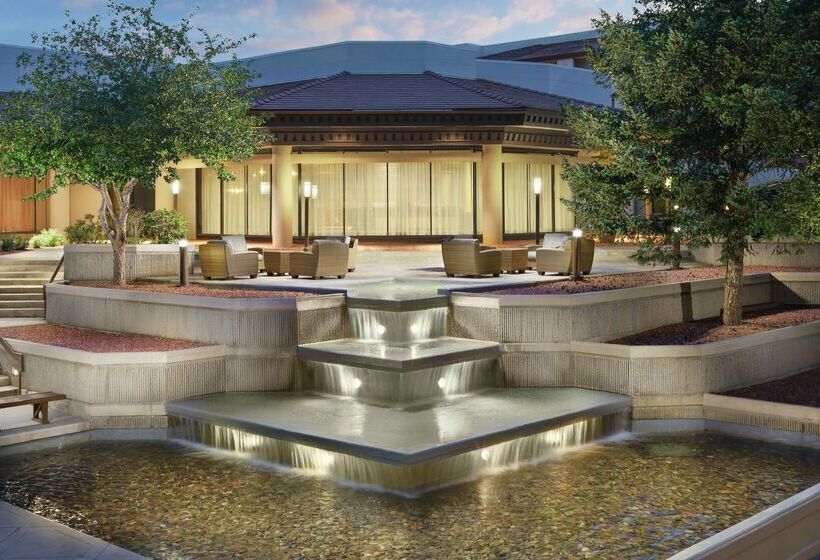 هتل Doubletree By Hilton Colorado Springs