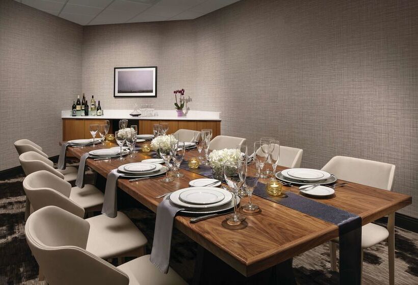 ホテル Doubletree By Hilton Colorado Springs