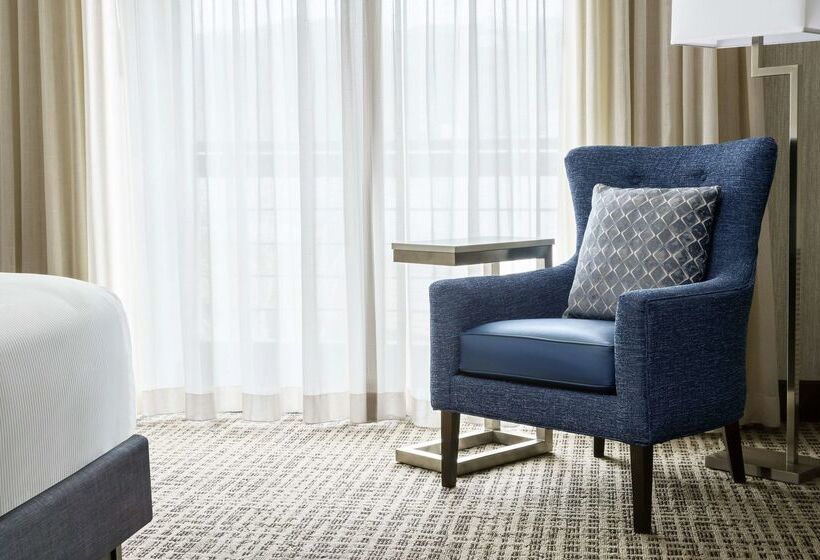 ホテル Doubletree By Hilton Colorado Springs