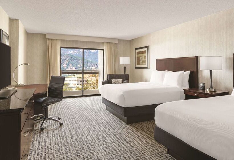 ホテル Doubletree By Hilton Colorado Springs