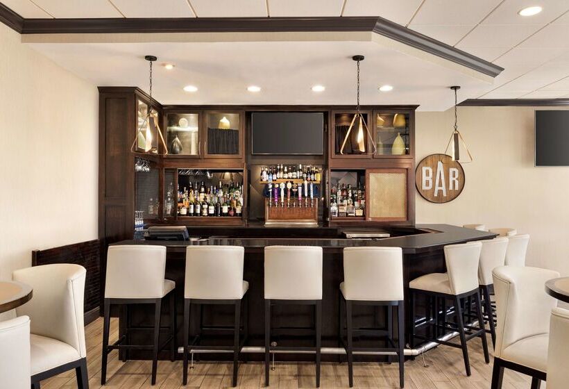 Doubletree By Hilton Hotel New Orleans Airport