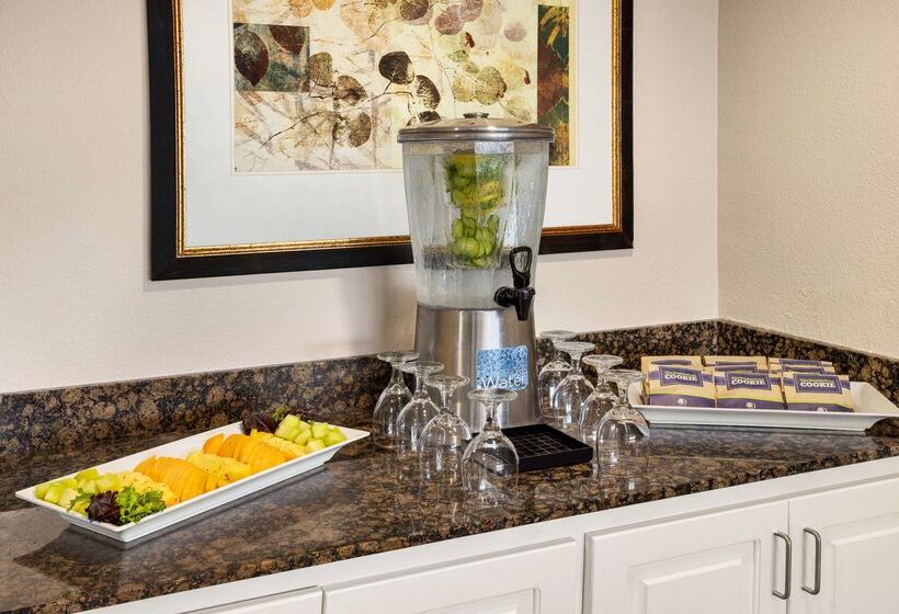 Doubletree By Hilton Hotel New Orleans Airport