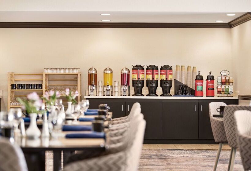 Doubletree By Hilton Hotel New Orleans Airport