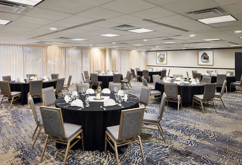 فندق Embassy Suites By Hilton West Palm Beach Central