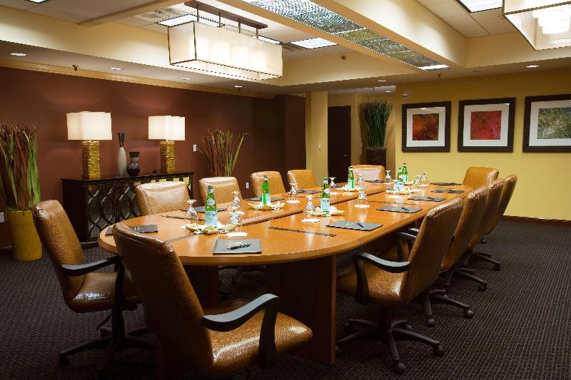 فندق Embassy Suites By Hilton West Palm Beach Central