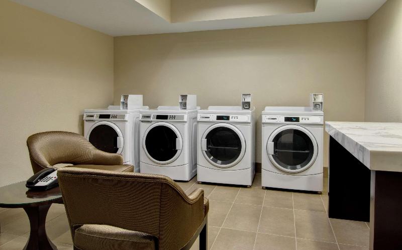 فندق Embassy Suites By Hilton West Palm Beach Central