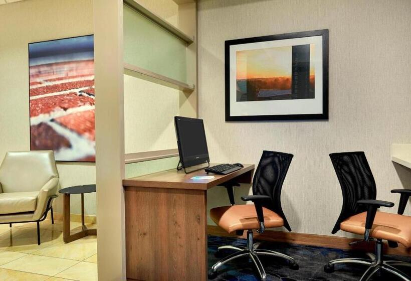 בית מלון כפרי Fairfield Inn Suites Indianapolis Downtown