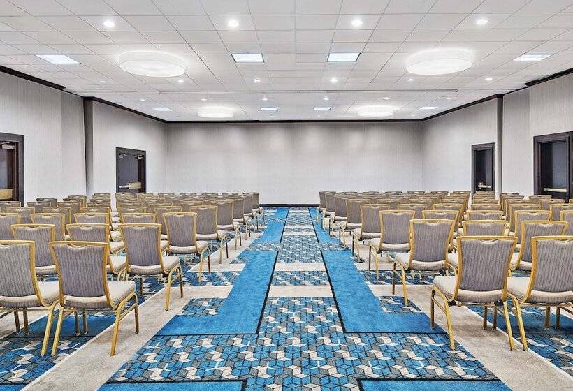 בית מלון כפרי Four Points By Sheraton Richmond Airport