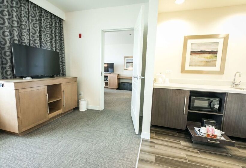 هتل Hampton Inn & Suites Tempe/phoenix Airport, Az