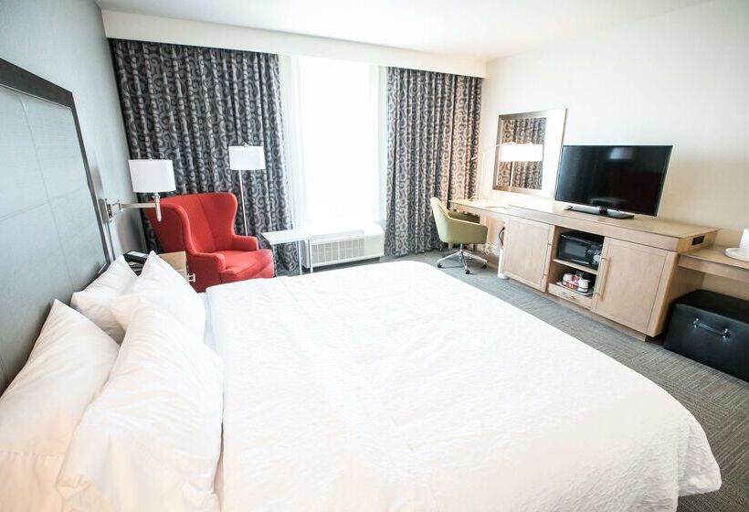 هتل Hampton Inn & Suites Tempe/phoenix Airport, Az