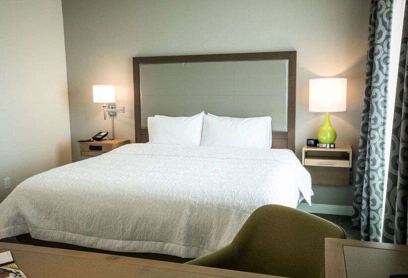 هتل Hampton Inn & Suites Tempe/phoenix Airport, Az