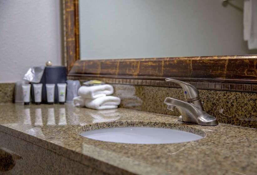 Hells Canyon Grand Hotel, Ascend Hotel Collection