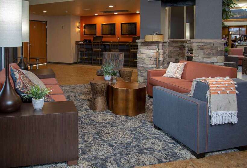 Hells Canyon Grand Hotel, Ascend Hotel Collection