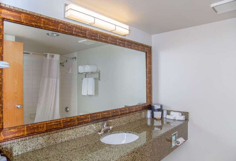 Hells Canyon Grand Hotel, Ascend Hotel Collection