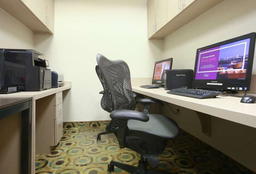 호텔 Hilton Garden Inn Secaucus/meadowlands