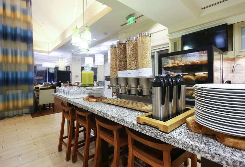 호텔 Hilton Garden Inn Secaucus/meadowlands