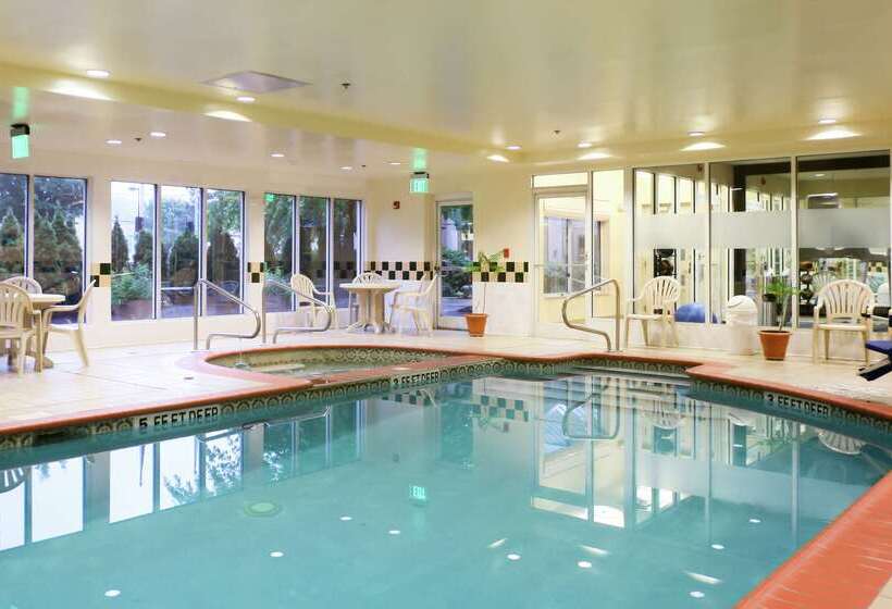 호텔 Hilton Garden Inn Secaucus/meadowlands