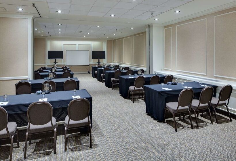 هتل Doubletree By Hilton Hartford Downtown