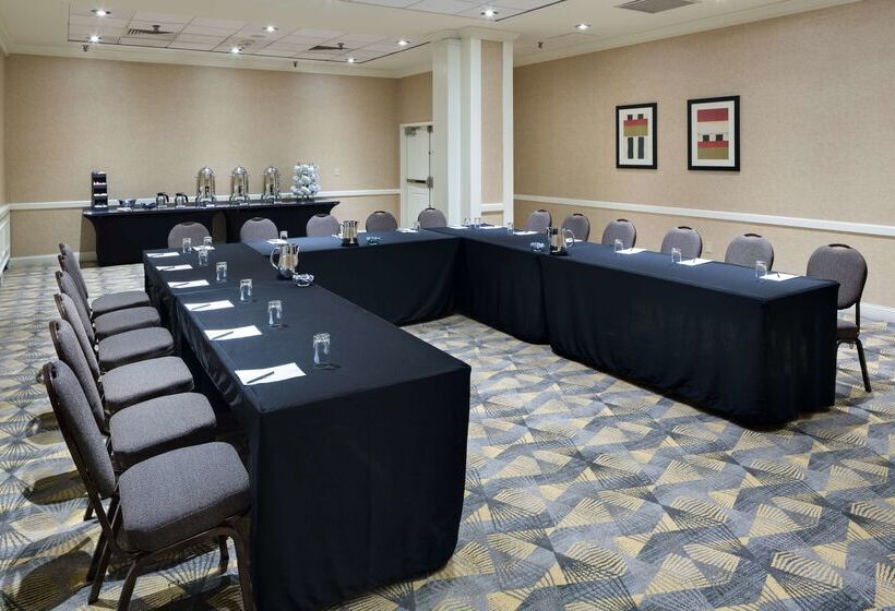 هتل Doubletree By Hilton Hartford Downtown