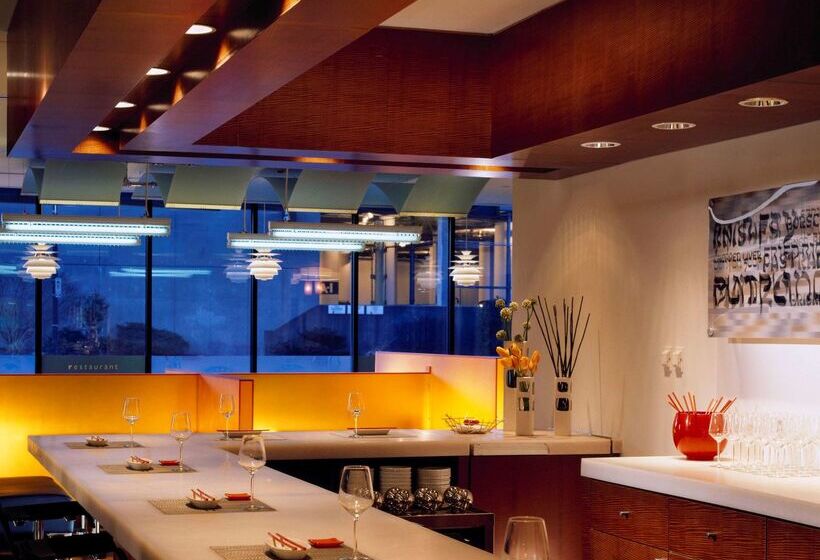 هتل Doubletree By Hilton Hartford Downtown