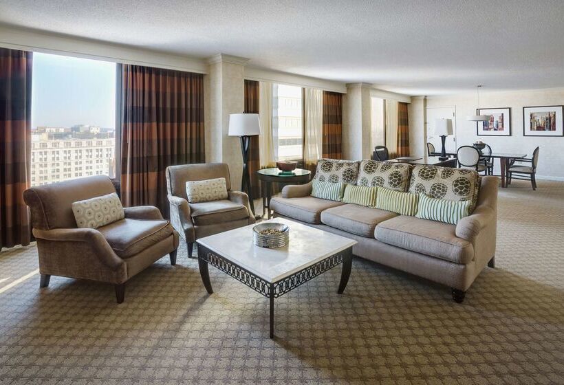 هتل Doubletree By Hilton Hartford Downtown