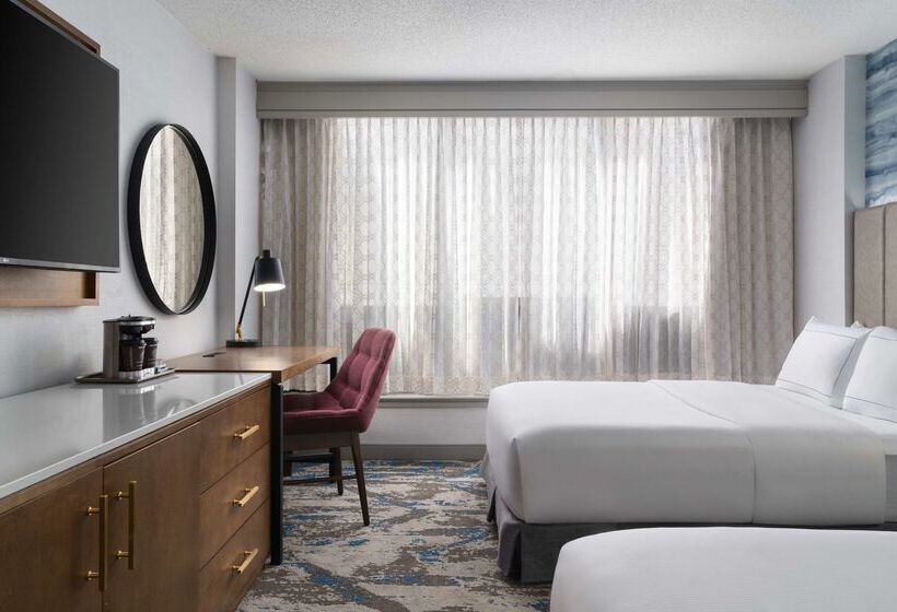 هتل Doubletree By Hilton Hartford Downtown