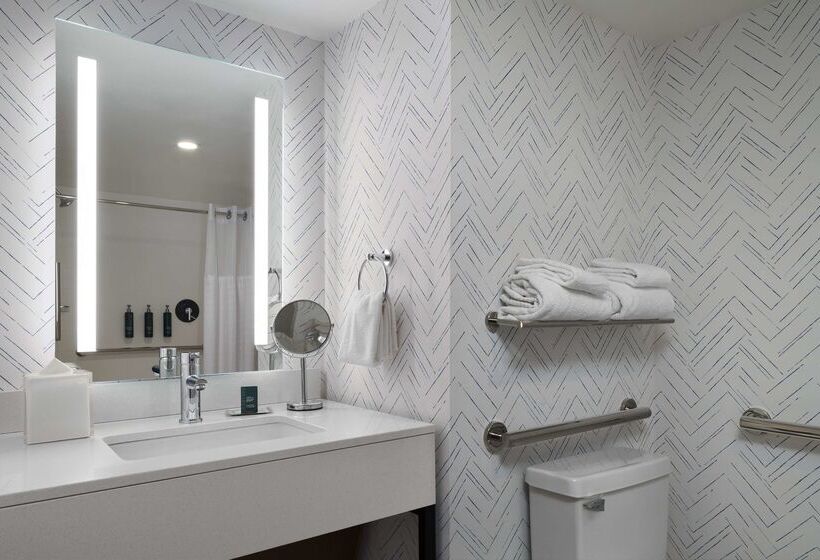 هتل Doubletree By Hilton Hartford Downtown