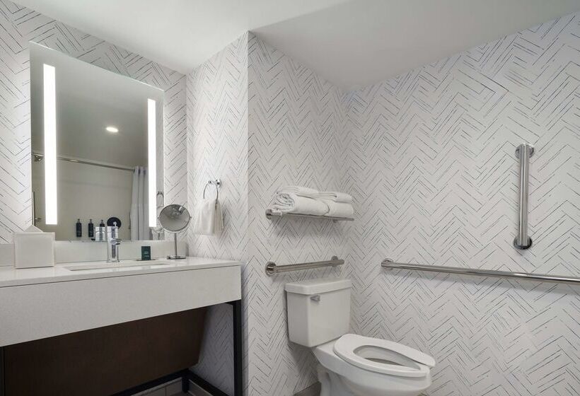 هتل Doubletree By Hilton Hartford Downtown