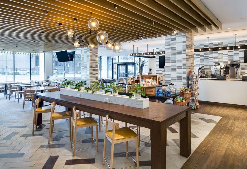 هتل Doubletree By Hilton Hartford Downtown