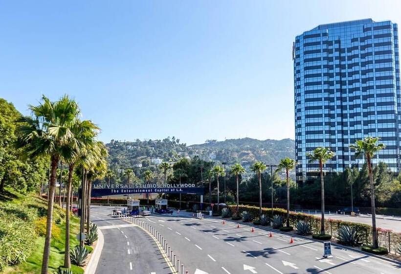 هتل Hilton Los Angeles/universal City