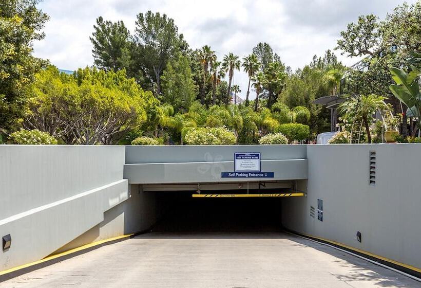 Отель Hilton Los Angeles/universal City