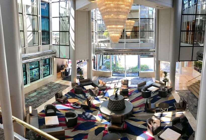 Отель Hilton Los Angeles/universal City