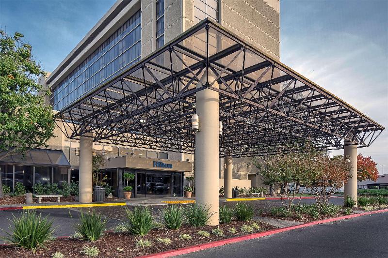 فندق Hilton Sacramento Arden West