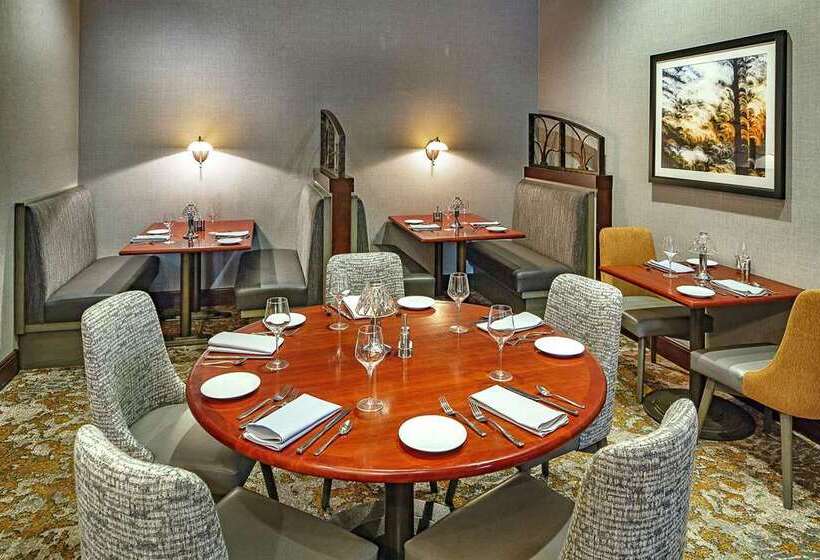 فندق Hilton Sacramento Arden West