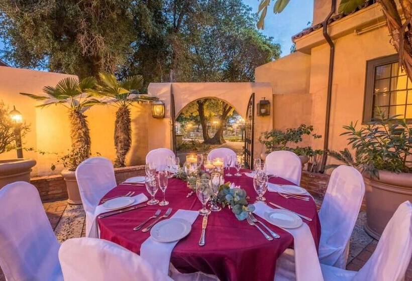 בית מלון כפרי Historic Santa Maria Inn