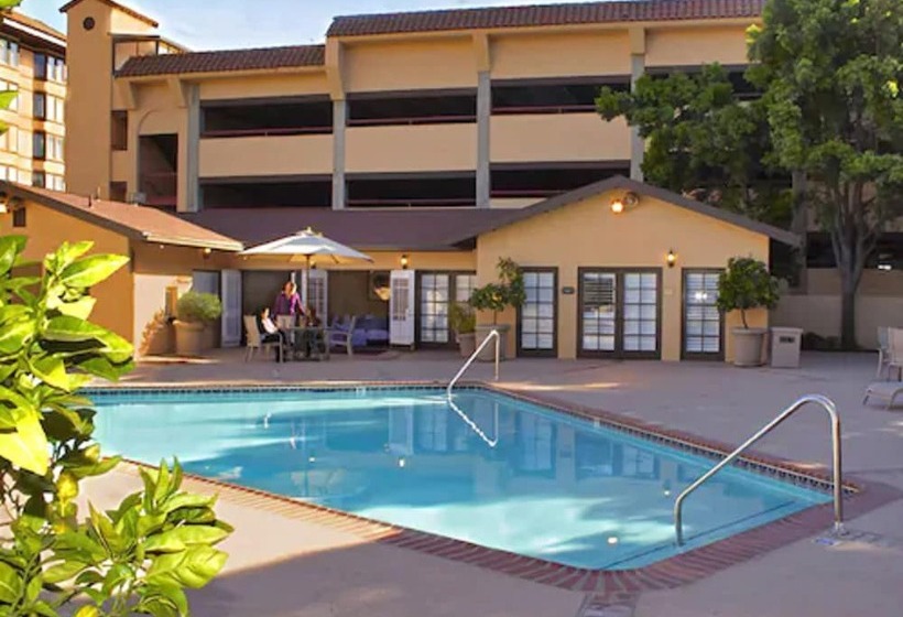 בית מלון כפרי Historic Santa Maria Inn