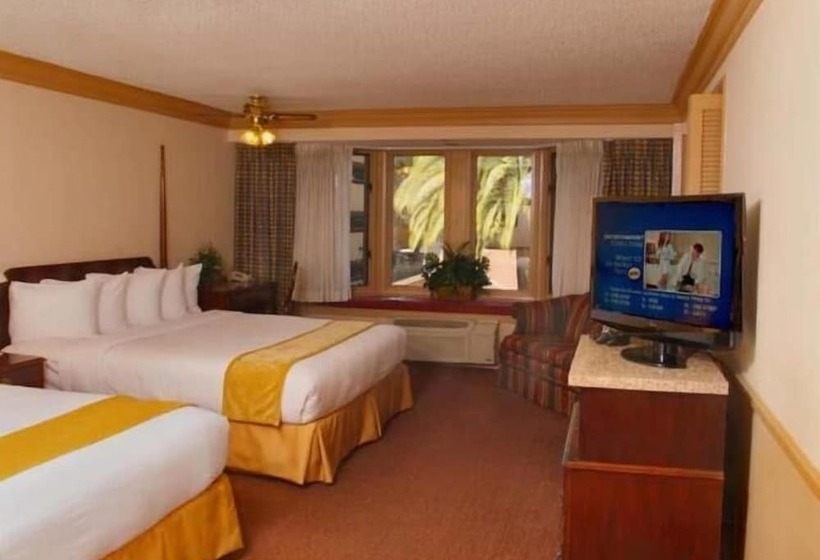 فندق Historic Santa Maria Inn