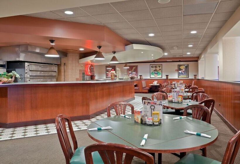 Holiday Inn Hotel & Suites Overland Park West, An Ihg