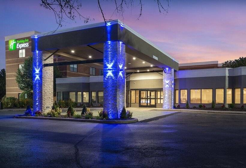 בית מלון כפרי Holiday Inn Express Naperville, An Ihg