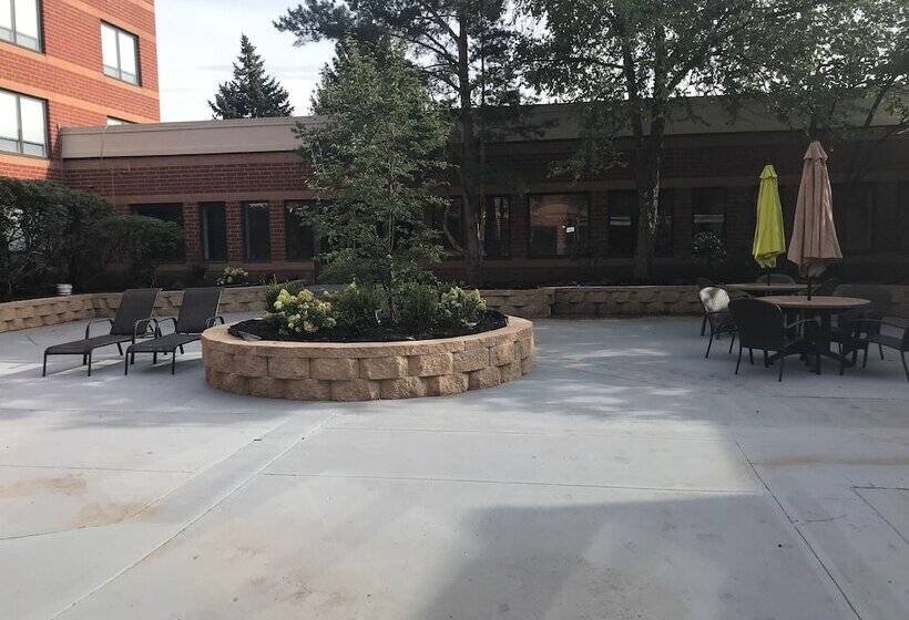 בית מלון כפרי Holiday Inn Express Naperville, An Ihg